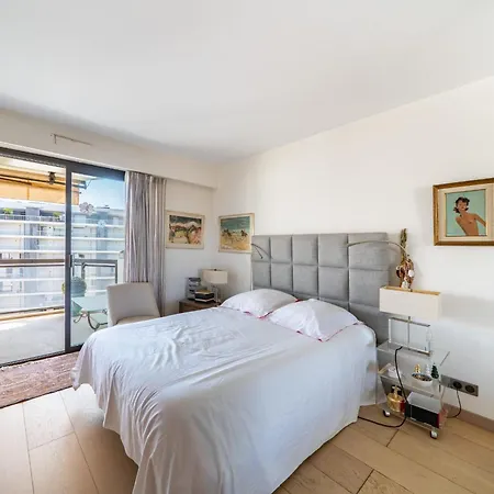 Magnificent One-bedroom